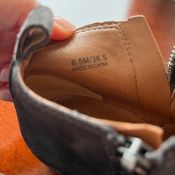 LUCKY BRAND Basel Printed Suede Side Zip Block Heel Ankle Booties - Picture 7 of 8